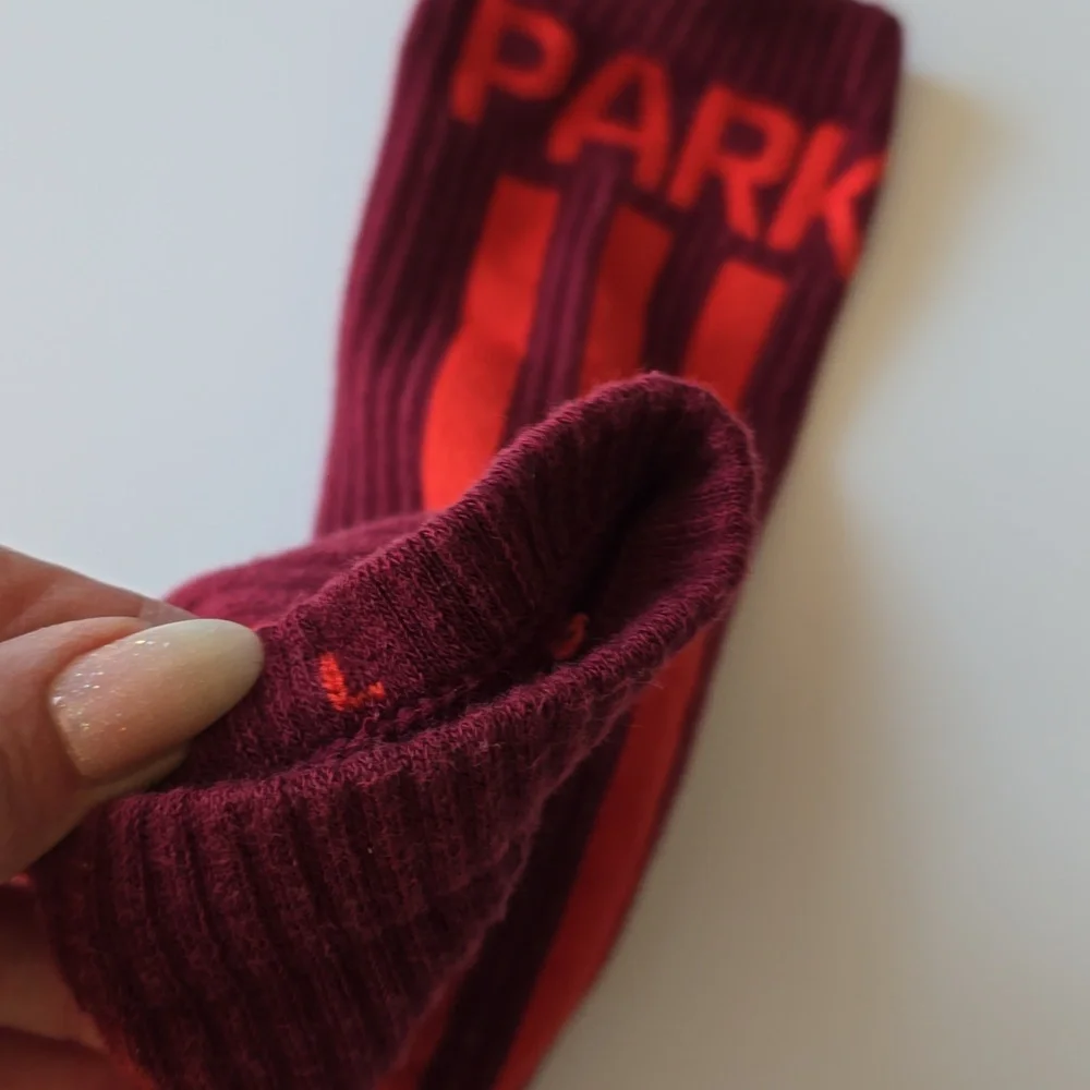 Ivy Park (Ivy Heart 2021) Large Burgundy And Orange Socks - Picture 2 of 3
